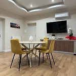 Mart Rental Apartament -